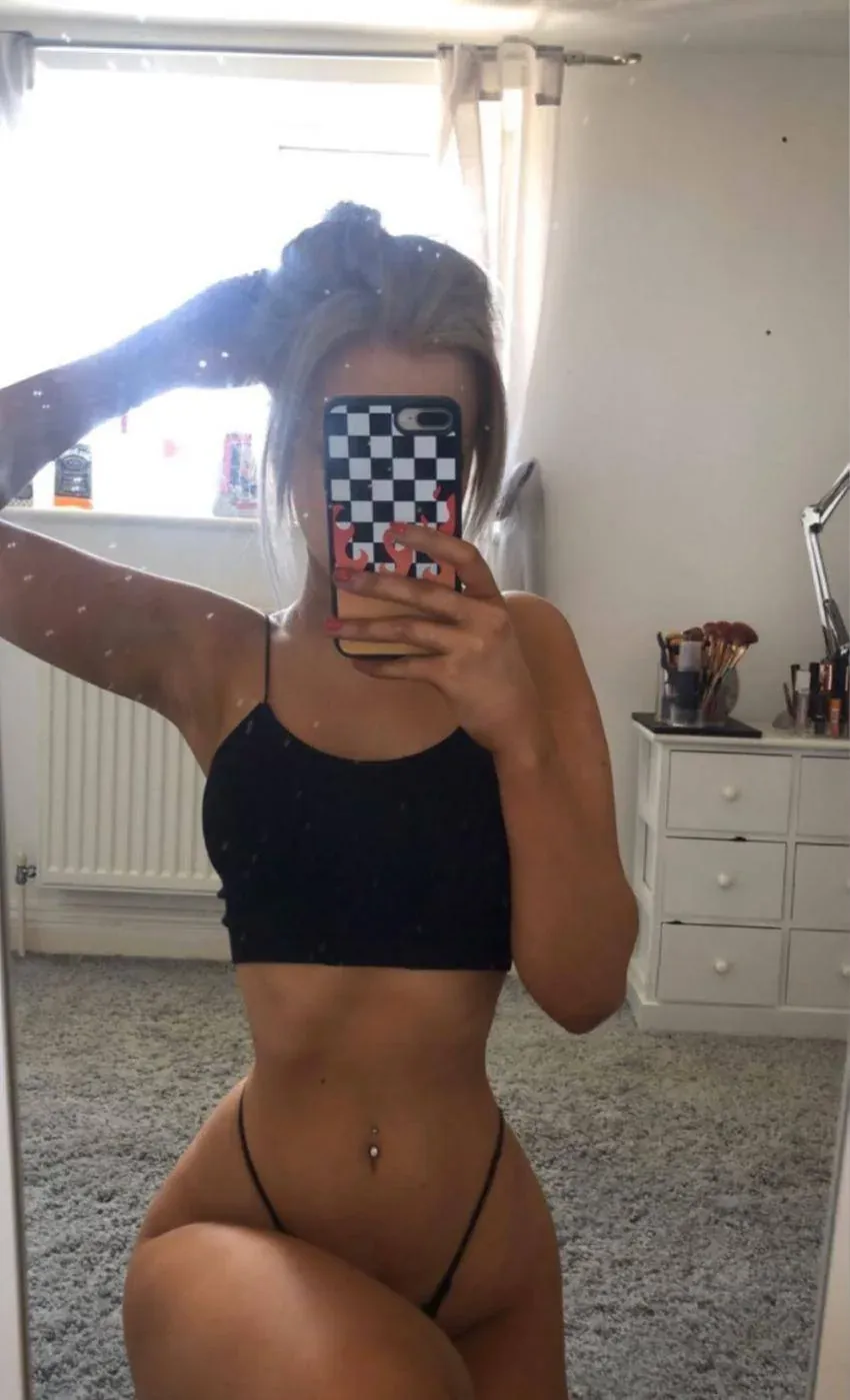 sari_leena_playful Pohjaslahti